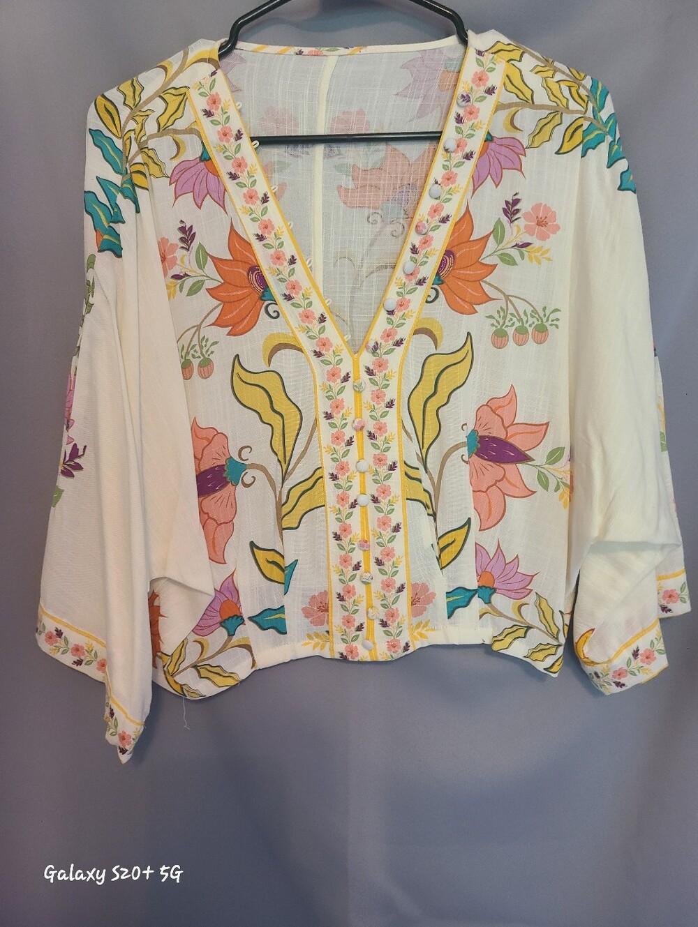 Jane + Delancey (RN 155730)Style: Boho, C Floral Embroidered V-Neck Tunic